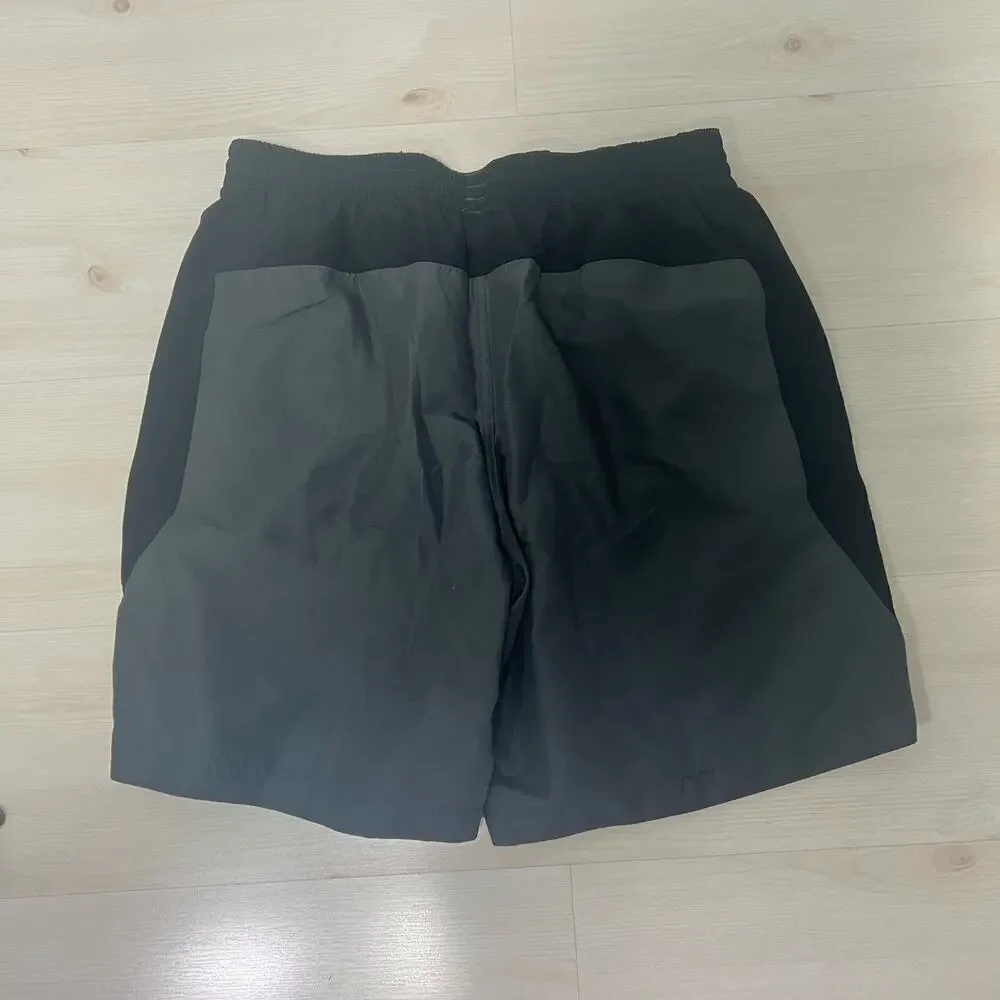 Nike Swim Trunks Men’s Size XL Gray Green Accents Lined Pockets Drawstring Waist